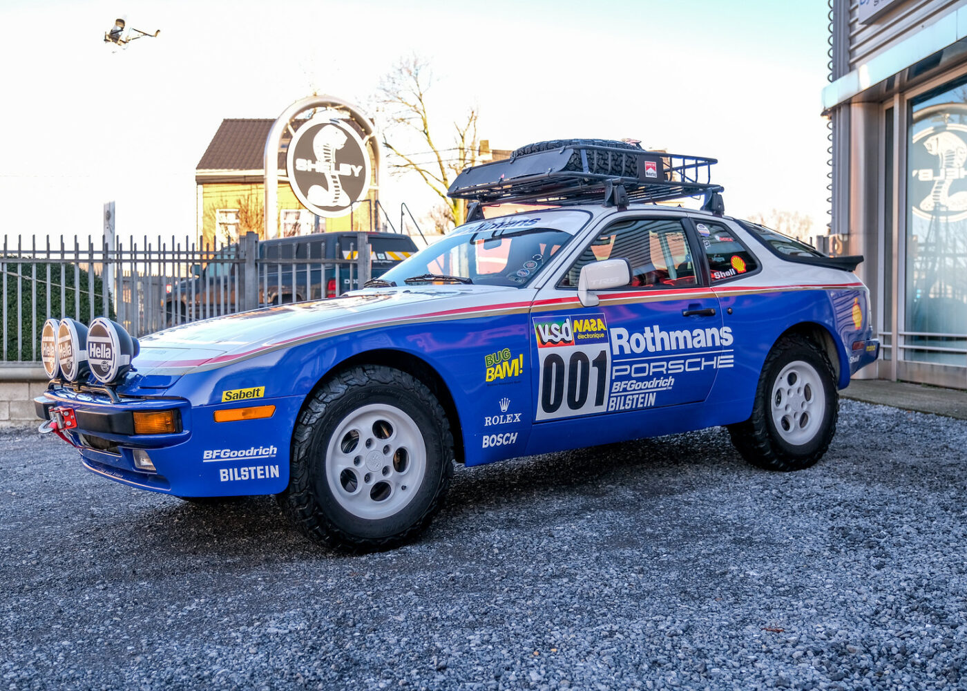 Porsche 944 Dakar (1)