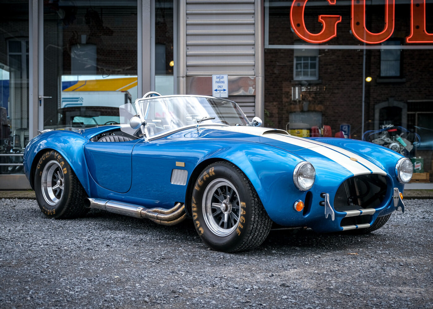 Shelby Cobra 427 50ème anniversaire Guardsman Blue (10)