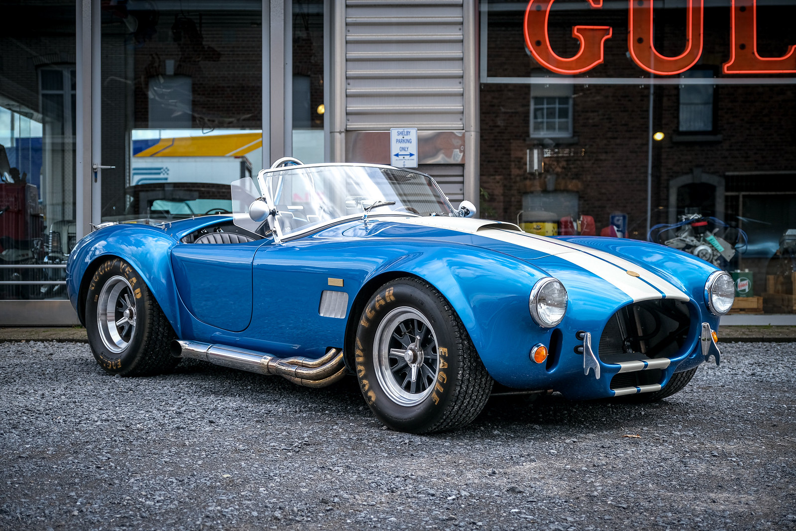 Shelby Cobra 427 50ème anniversaire Guardsman Blue (10)