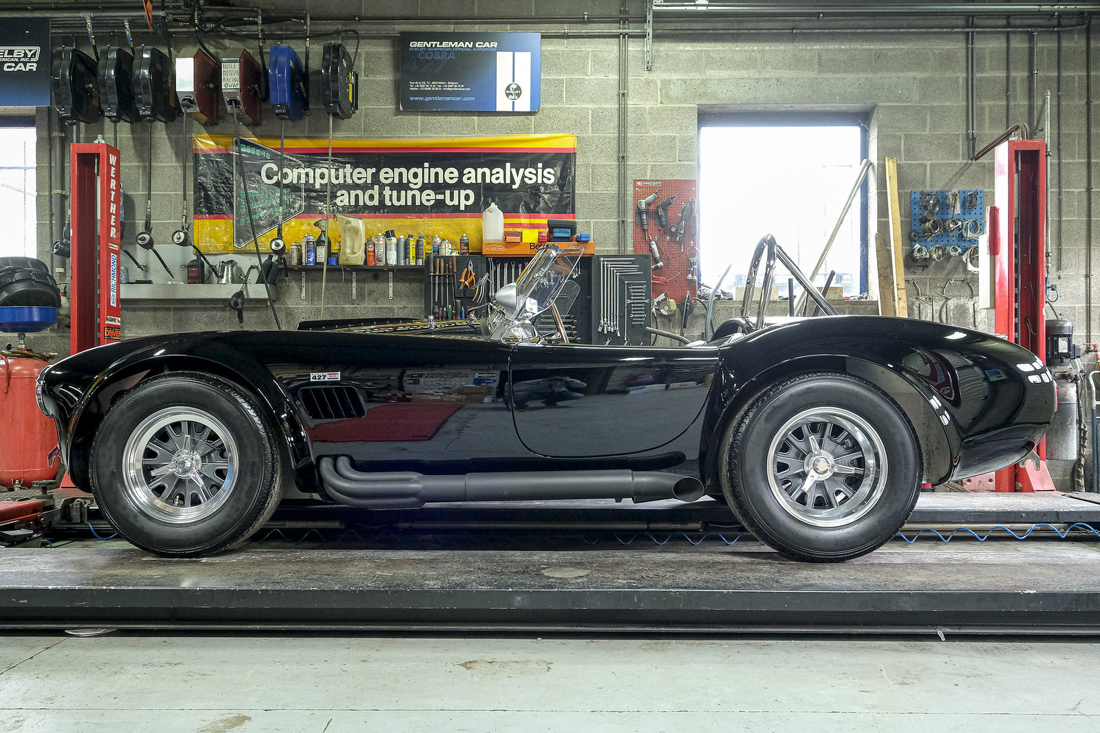Shelby Cobra 427 SC Black (14)