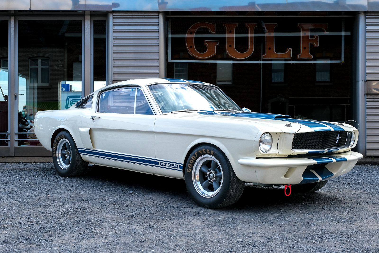 Shelby GT350 R (1)