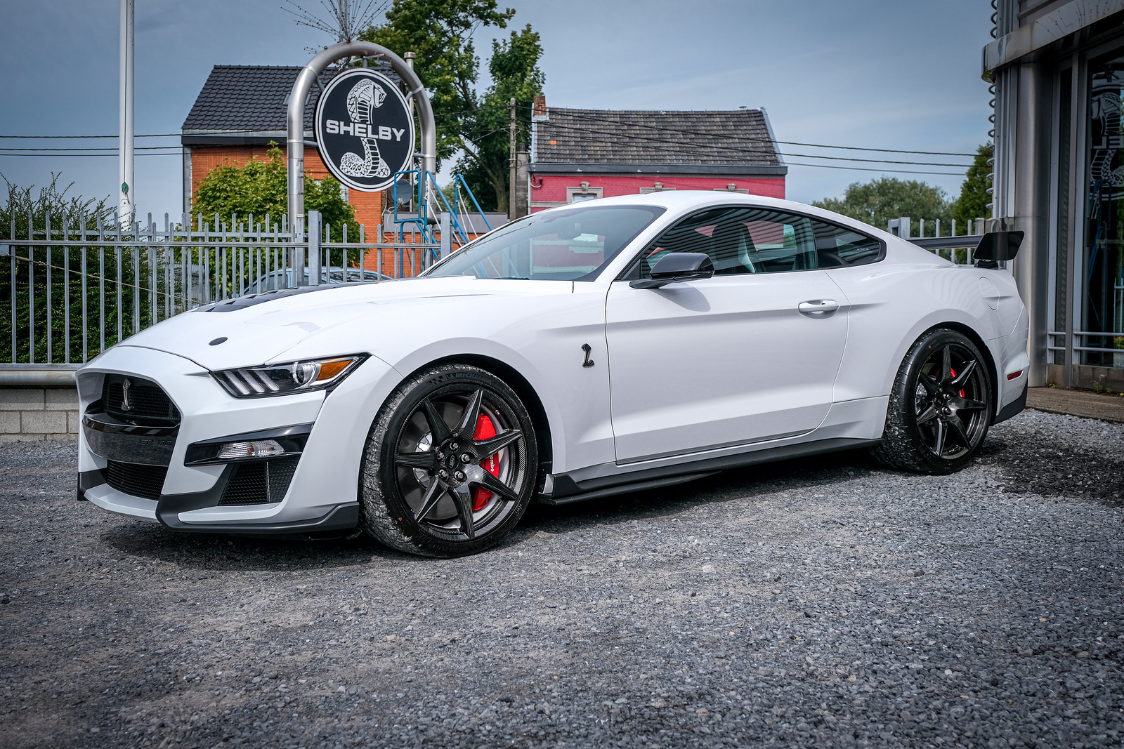 Shelby GT500 Blanche 2021 (16)